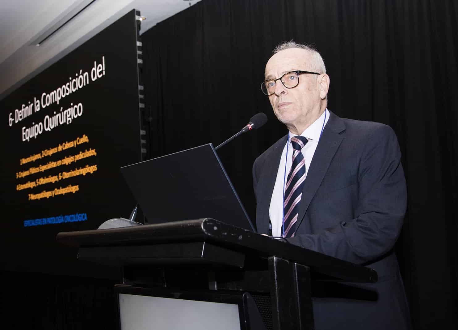 Dr. Guillermo Larrarte